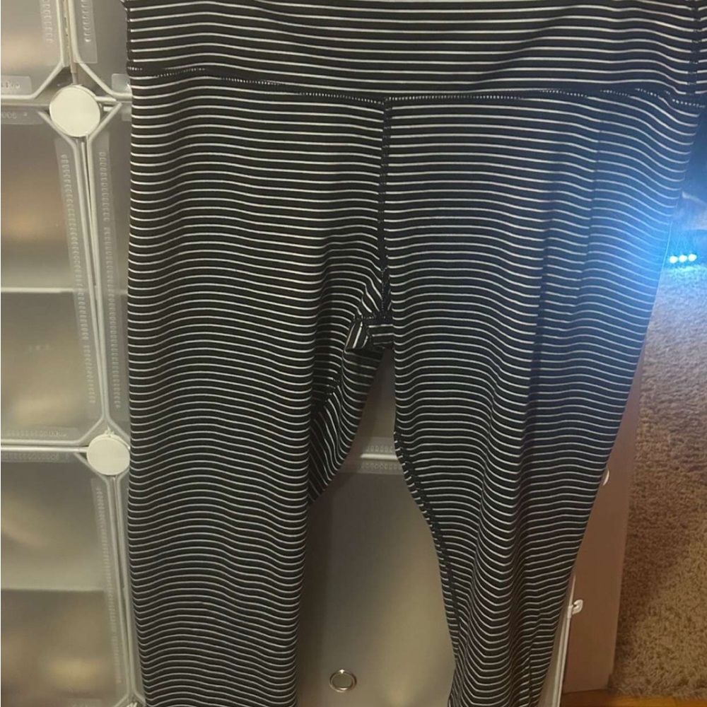 GAP Black and White Striped Leggings